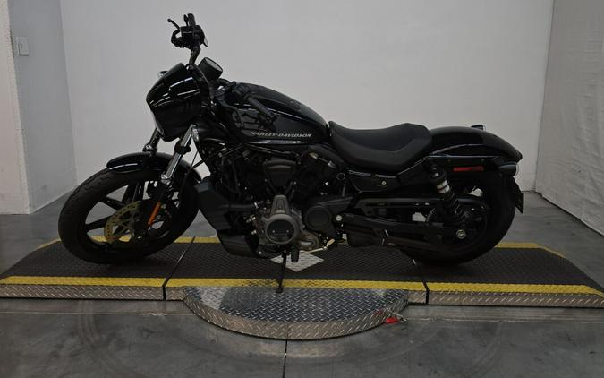 RH975 2022 Nightster