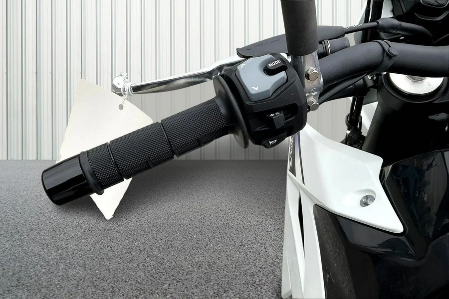 2025 Suzuki DR-Z 4SM Base