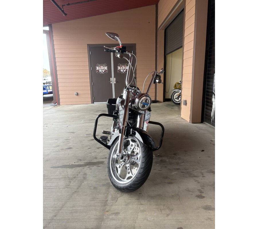 2005 Harley-Davidson® Fat Boy® Vivid Black