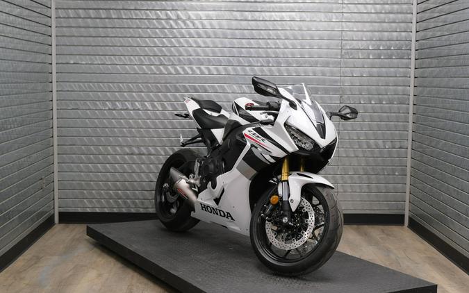 2026 HONDA CBR1000R