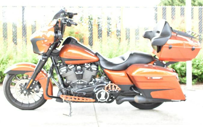 2019 Harley-Davidson Street Glide Special FLHXS