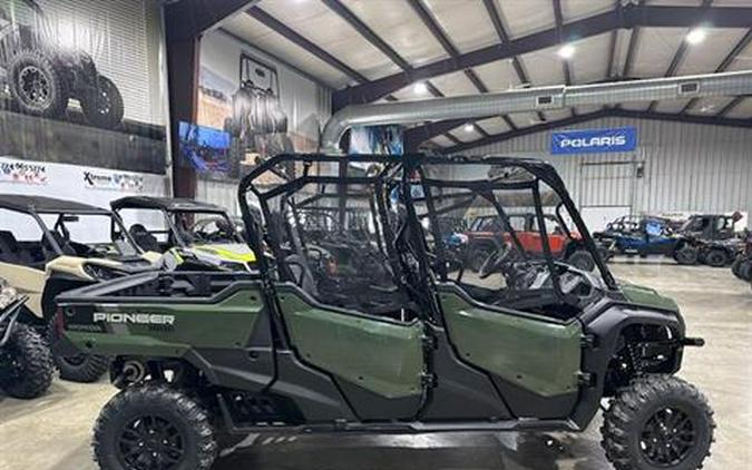 2023 Honda Pioneer 1000-6 Deluxe Crew