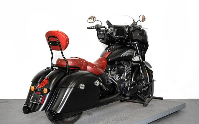 2018 Indian Motorcycle® Chieftain® Dark Horse® ABS Thunder Black Smoke