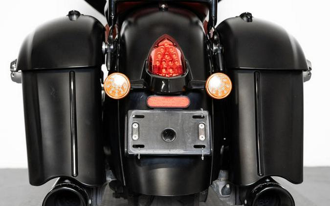 2018 Indian Motorcycle® Chieftain® Dark Horse® ABS Thunder Black Smoke