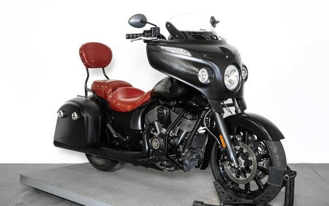 2018 Indian Motorcycle® Chieftain® Dark Horse® ABS Thunder Black Smoke