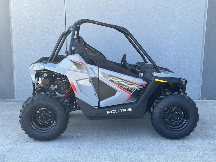 2024 Polaris RZR 200 EFI