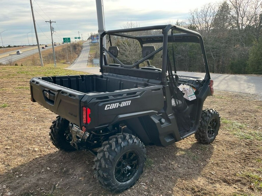 2024 Can-Am® Defender DPS HD10