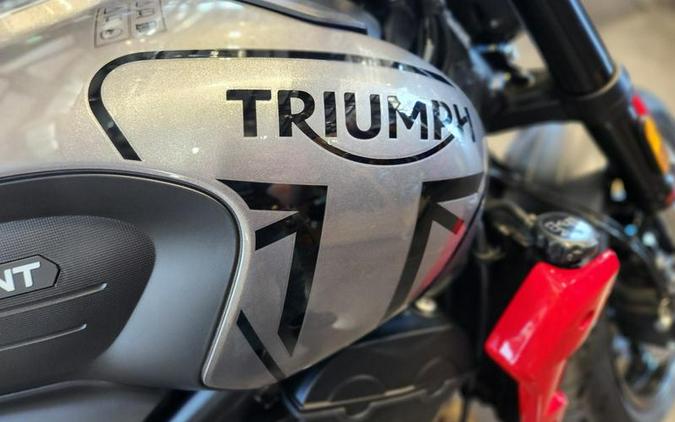 2024 Triumph Trident 660 Silver Ice/Diablo Red