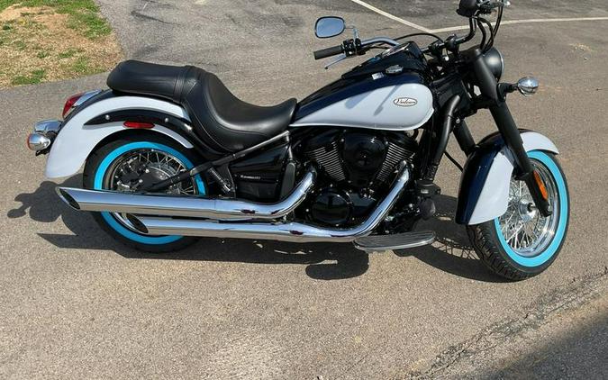 2026 Kawasaki Vulcan® 900 Classic