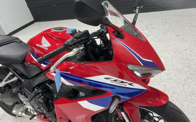 2025 Honda CBR650R E-Clutch
