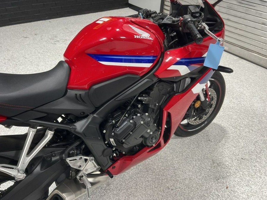 2025 Honda CBR650R E-Clutch