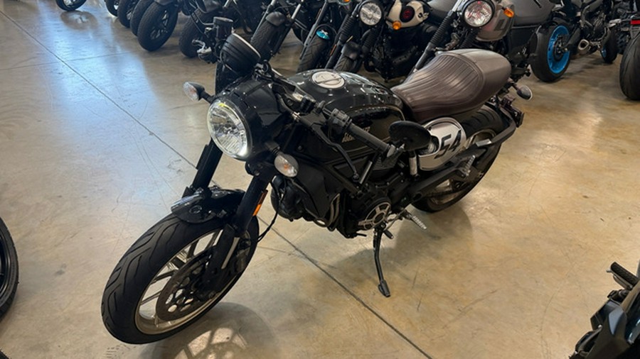 2017 Ducati Scrambler Caf Racer