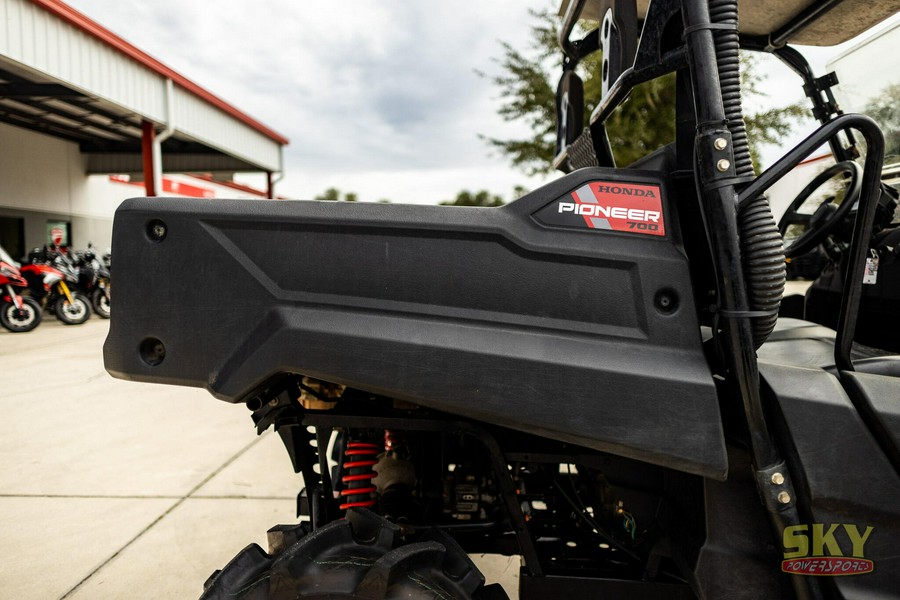 2024 Honda Pioneer 700 Deluxe