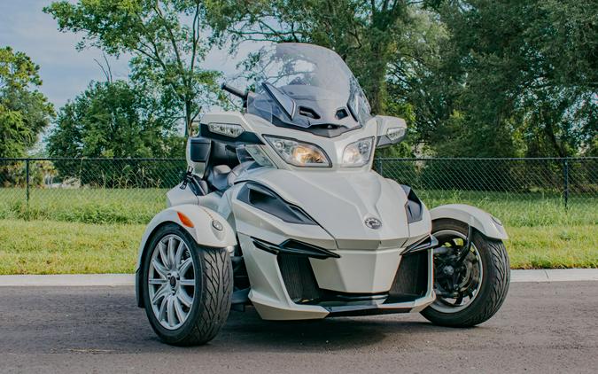 2017 Can-Am Spyder RT Limited