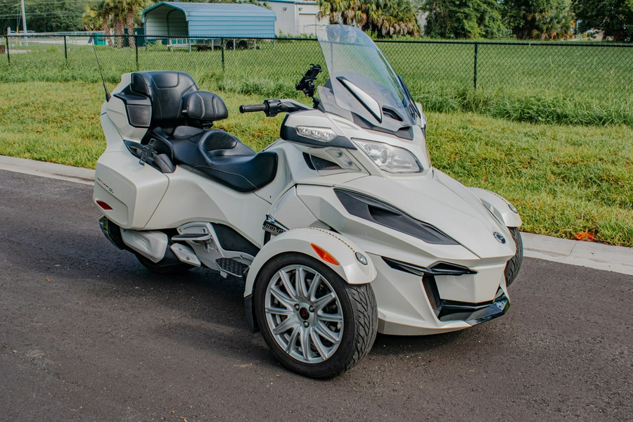 2017 Can-Am Spyder RT Limited