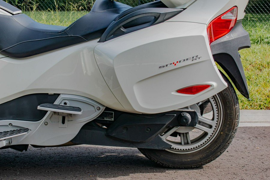 2017 Can-Am Spyder RT Limited