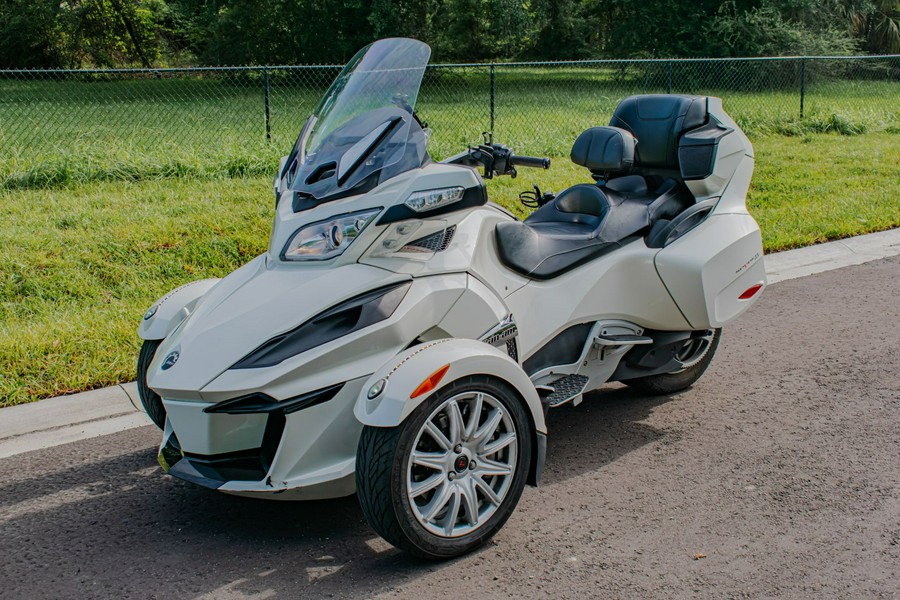 2017 Can-Am Spyder RT Limited