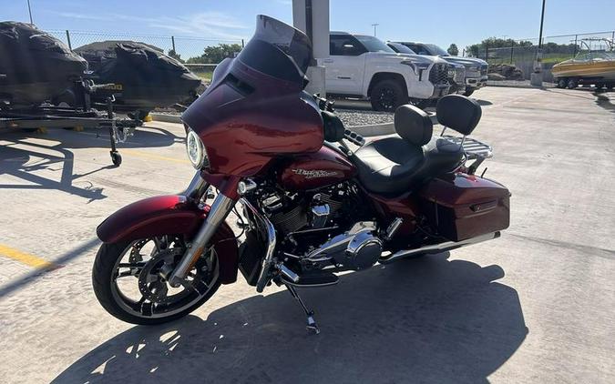 2017 Harley-Davidson® FLHXS - Street Glide® Special