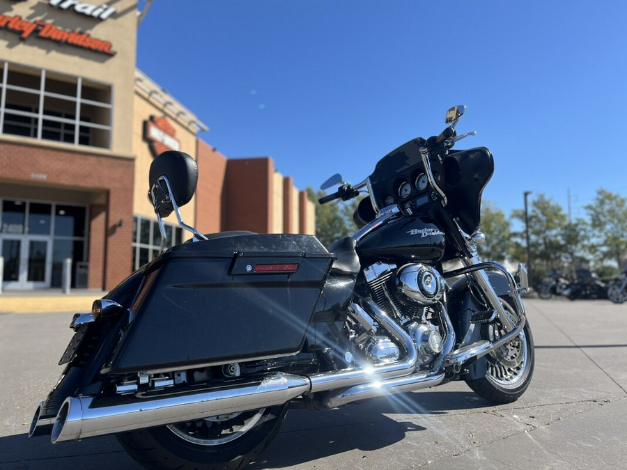 2010 Harley-Davidson® Street Glide® FLHX BLACK