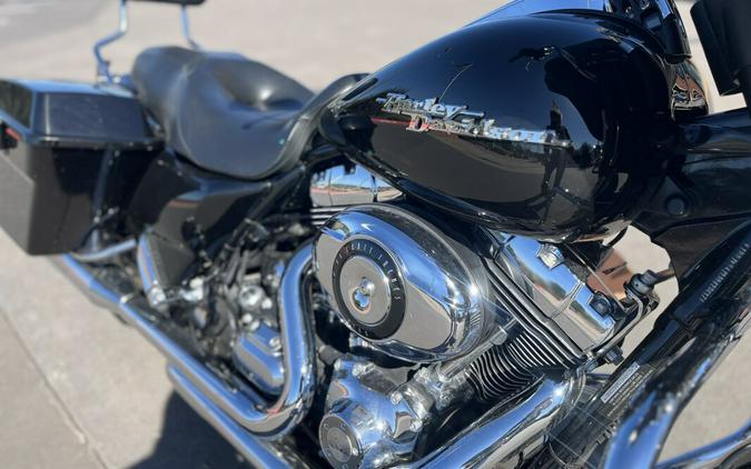 2010 Harley-Davidson® Street Glide® FLHX BLACK