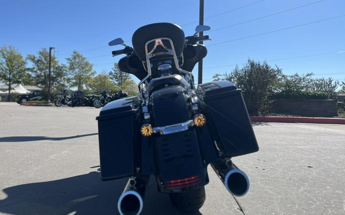 2010 Harley-Davidson® Street Glide® FLHX BLACK