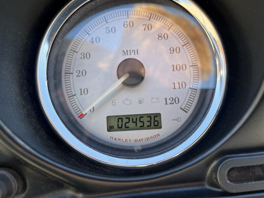 2010 Harley-Davidson® Street Glide® FLHX BLACK