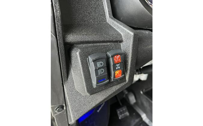 2025 Polaris GENERAL® XP 4 1000 Premium