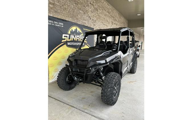 2025 Polaris GENERAL® XP 4 1000 Premium