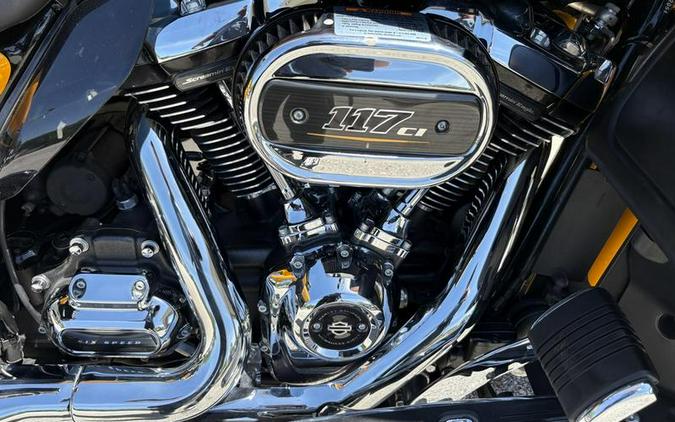 2022 Harley-Davidson® FLTRKSE - CVO™ Road Glide® Limited