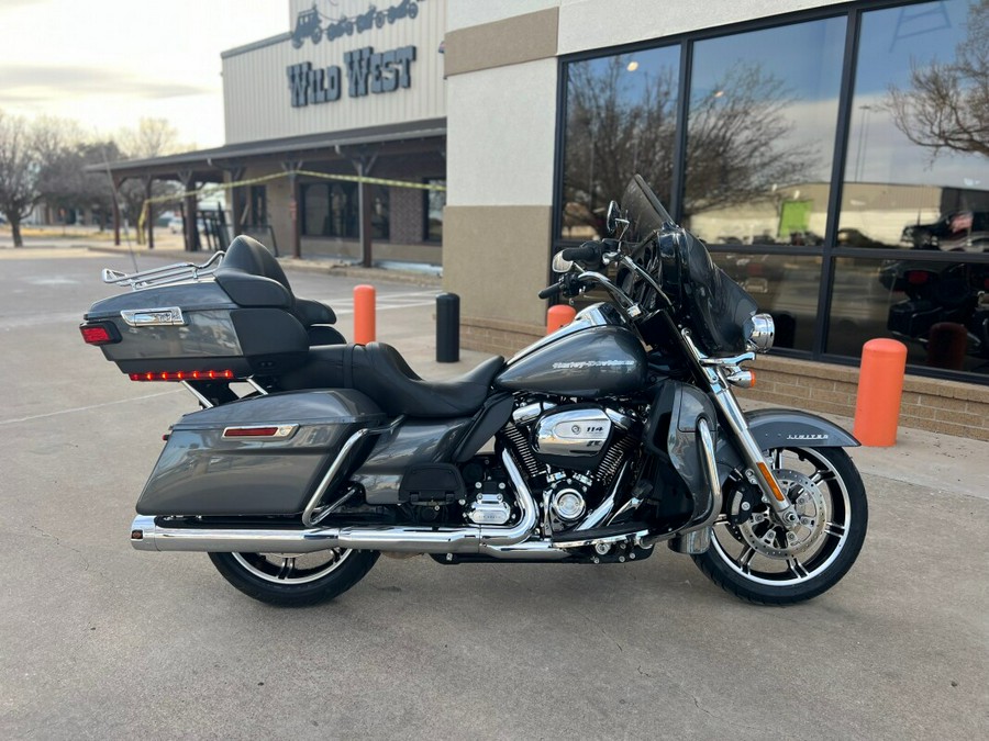 2022 Harley-Davidson® Ultra Limited Gauntlet Gray Metallic