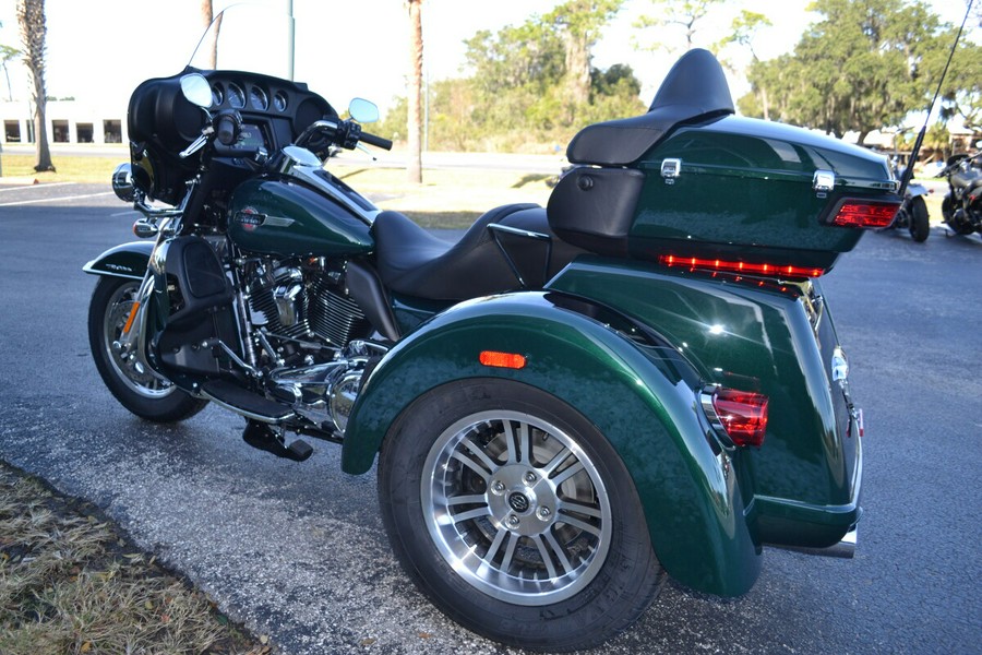 2024 Harley-Davidson Tri Glide Ultra - FLHTCUTG