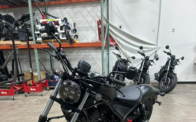 2026 Honda Rebel® 300 E-Clutch