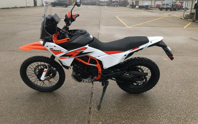2026 KTM Adventure 390 R