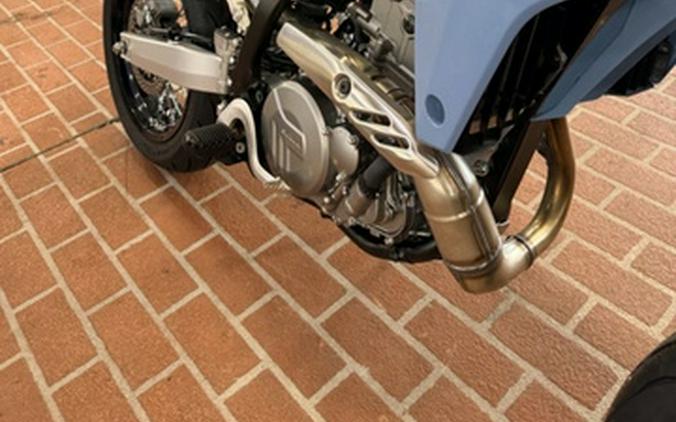 2026 Suzuki DR-Z 4SM