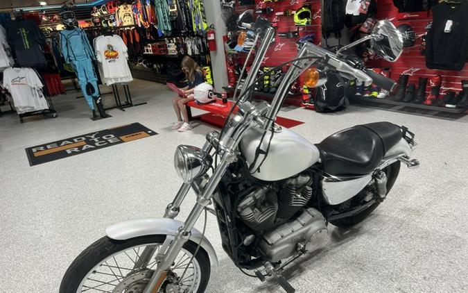 2008 Harley-Davidson Sportster XL883C - 883 Custom