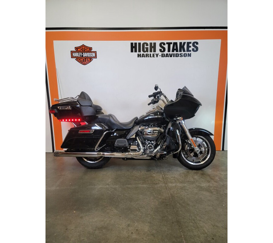 2019 Harley-Davidson Road Glide Ultra Black FLTRU