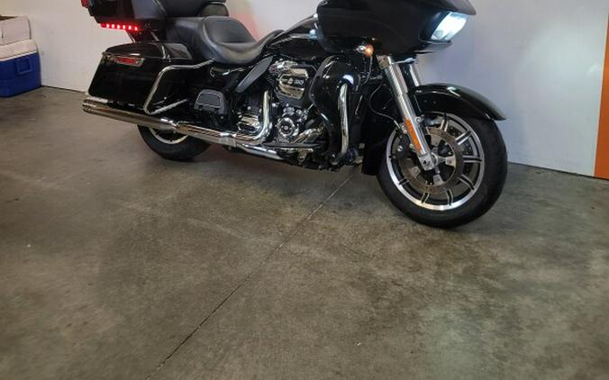 2019 Harley-Davidson Road Glide Ultra Black FLTRU