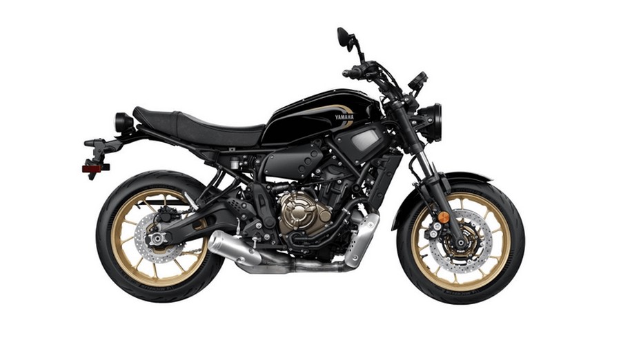 New 2024 Yamaha XSR700