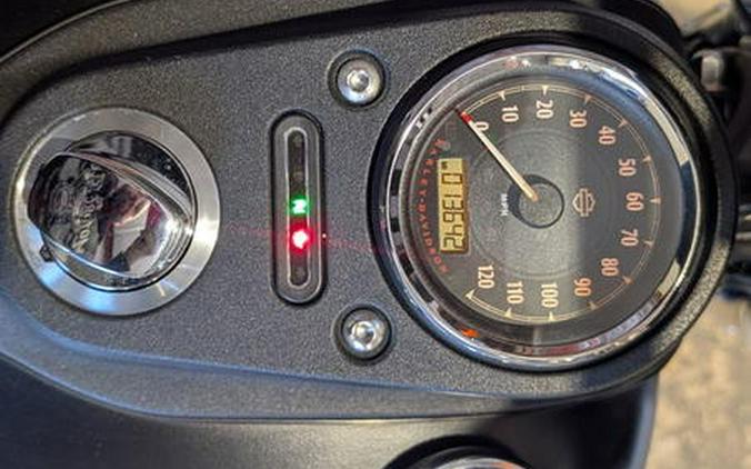 2015 Harley-Davidson® FXDB - Dyna® Street Bob®