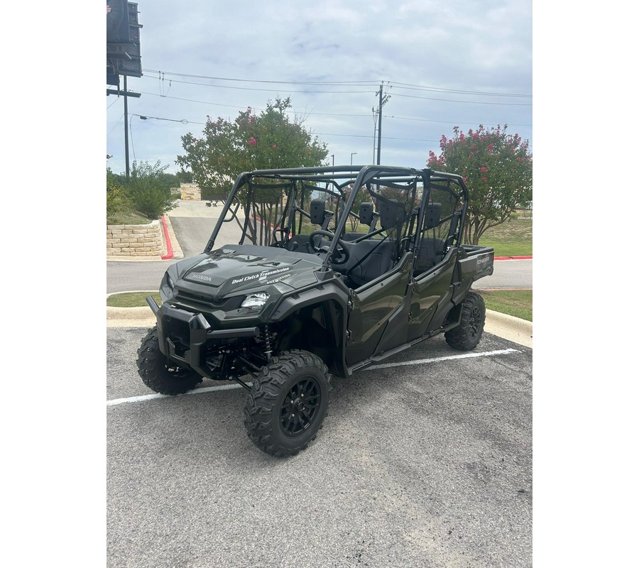 2025 Honda Pioneer 1000-6 Crew Deluxe