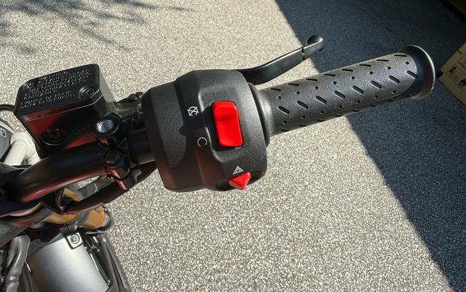 2026 Triumph Scrambler 400 X
