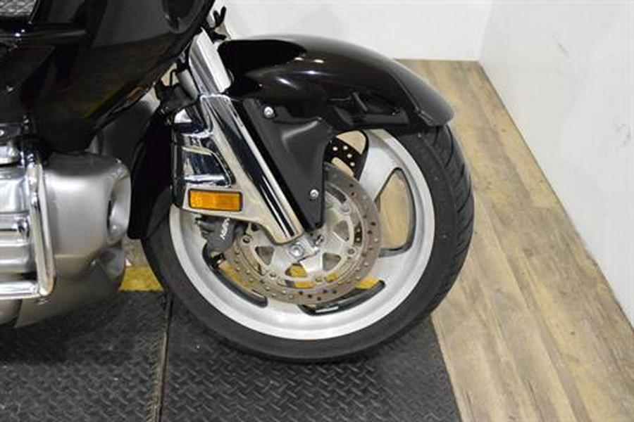 2006 Honda Gold Wing® Audio / Comfort / Navi