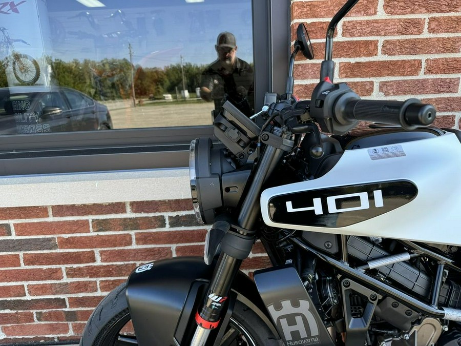 2024 Husqvarna® Vitpilen 401