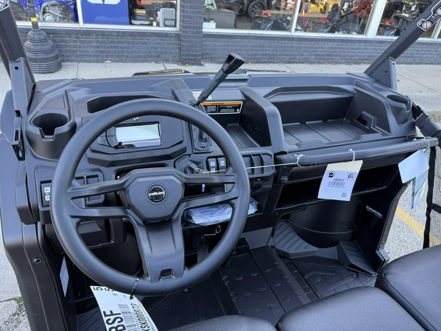2025 Can-Am® Defender DPS HD10
