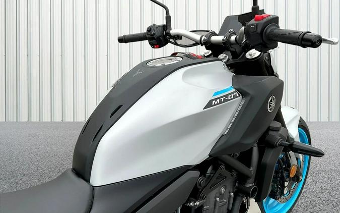 2025 CFMOTO 675SS CF650-10US