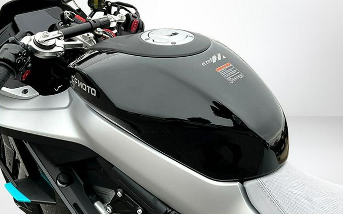 2025 CFMOTO 675 SS