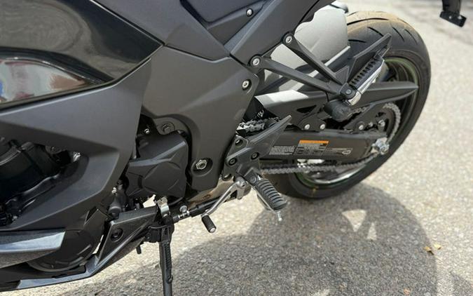 2025 Kawasaki Ninja 1100SX ABS