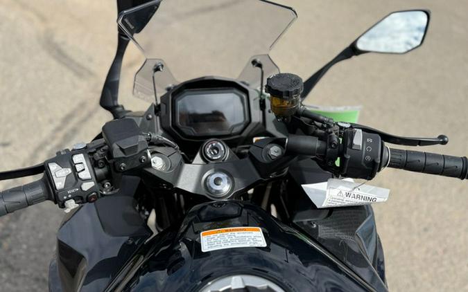 2025 Kawasaki Ninja 1100SX ABS