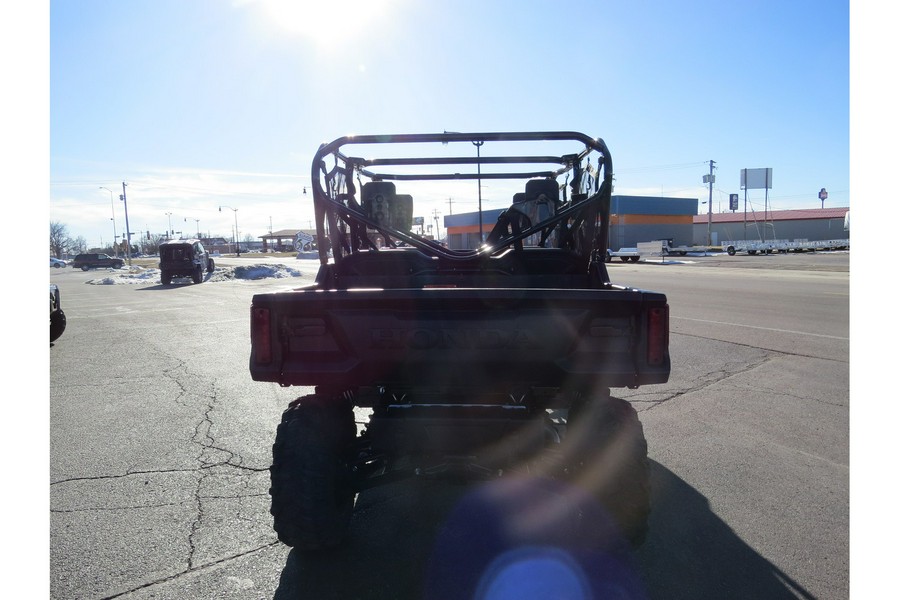 2025 Honda Pioneer 1000-6 Crew Deluxe