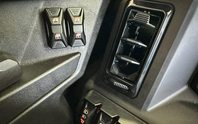 2026 Can-Am Defender MAX Limited HD11